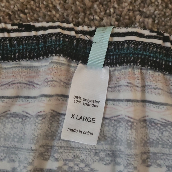 Brand new XL buttery soft Maurices skirt - Picture 2 of 4